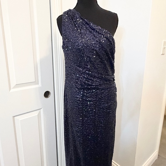Lauren Ralph Lauren Evening - Navy Sequin One Shoulder Full Length Gown Size 14 - Picture 2 of 8